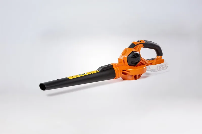 Fuse akumulatorski duvač za lišće VBV 2120