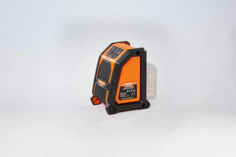 Fuse akumulatorski bluetooth zvučnik 2x3W